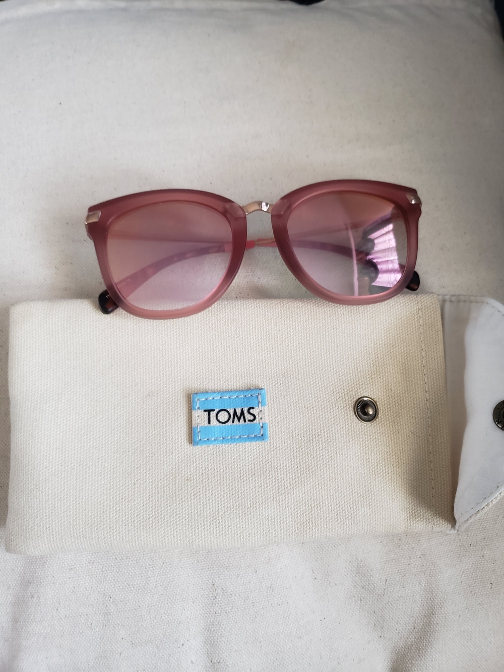 TOMS Pink The Adeline Sunglasses with Matching Pouch
